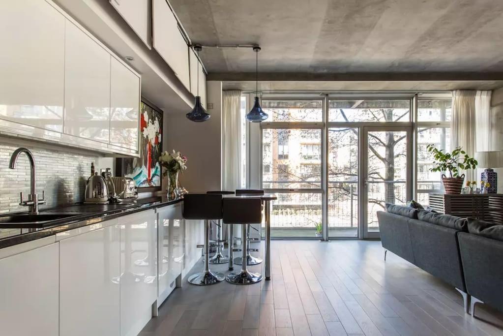 Canal-Side Apartment In Shoreditch London Exterior foto